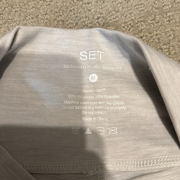 Bundle of 2 SET Active leggings size medium - NWT - Picture 2 of 9